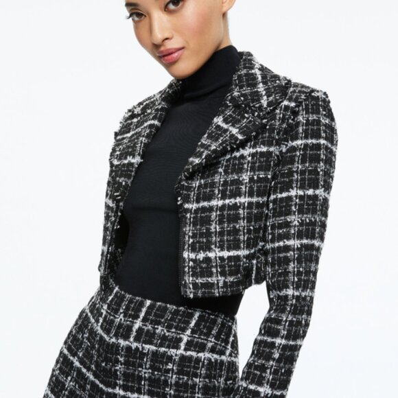 Alice + Olivia Jackets & Blazers - Alice + Olivia Yardley Cropped Fray Hem Jacket Size S